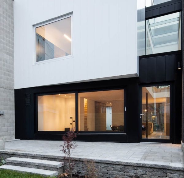 Installation de portes et fenêtres par Portes & Fenêtres d'Aujourd'hui